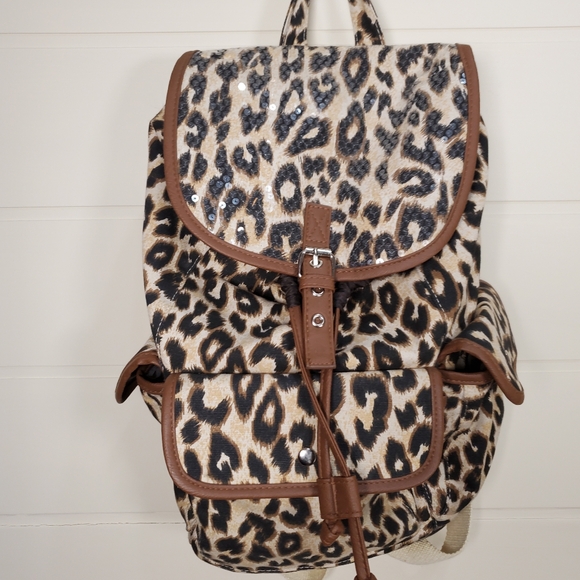 Cheetah print sequin backpack - Picture 2 of 13